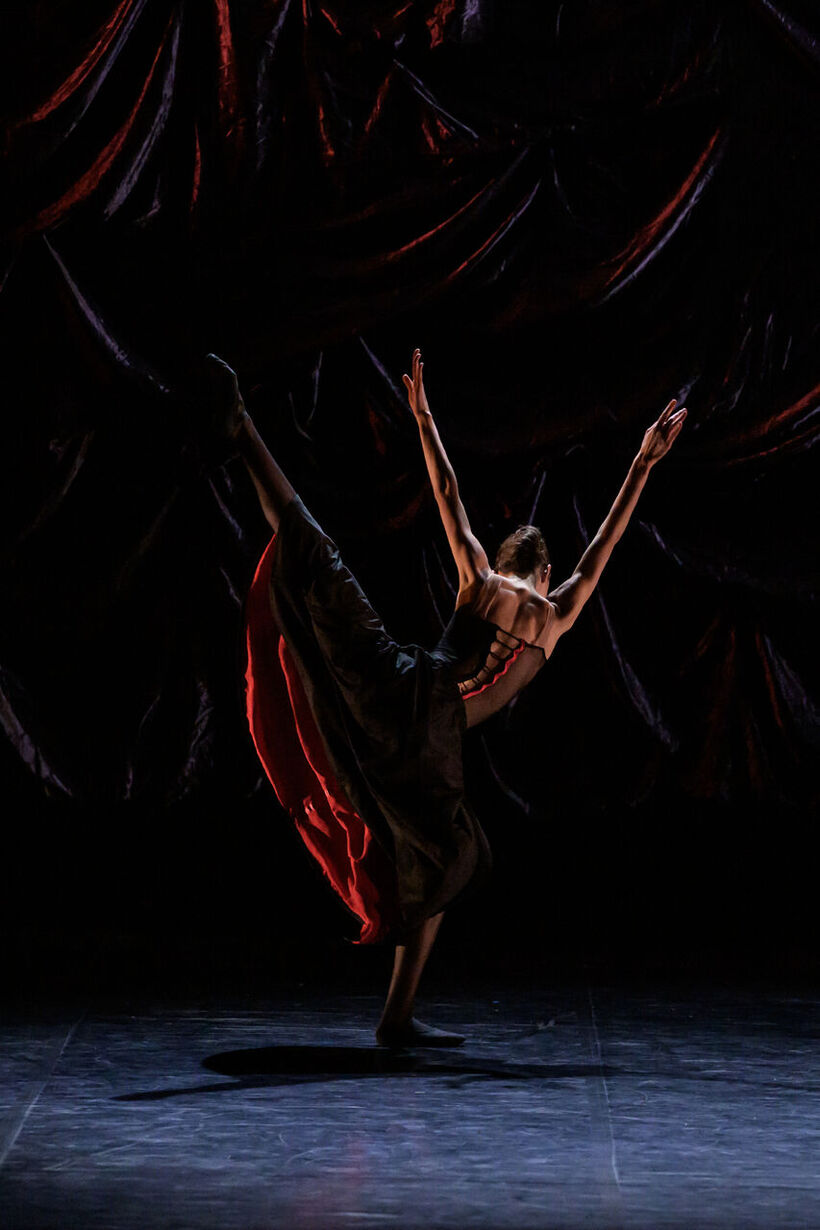 Bolero. Rouge. Balet Praha Junior. Foto: Serghei Gherciu.